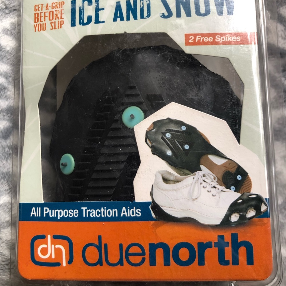 NWT Ice and Snow all purpose Tractoon Aids. Size medium unisex